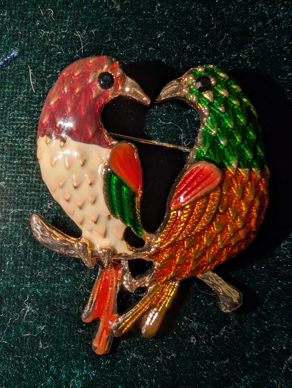 🆕Colorful Parrot Bird Brooch Pin - Green, Red, Cream